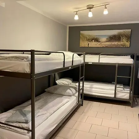 Hotell Moji Sieversstrasse 2*